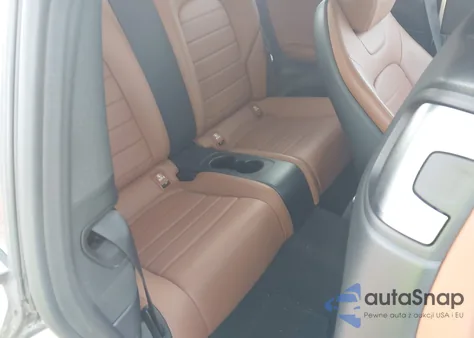 2019 Mercedes-Benz C 300 4Matic z USA, uszkodzony, nr VIN WDDWJ8EB3KF875000